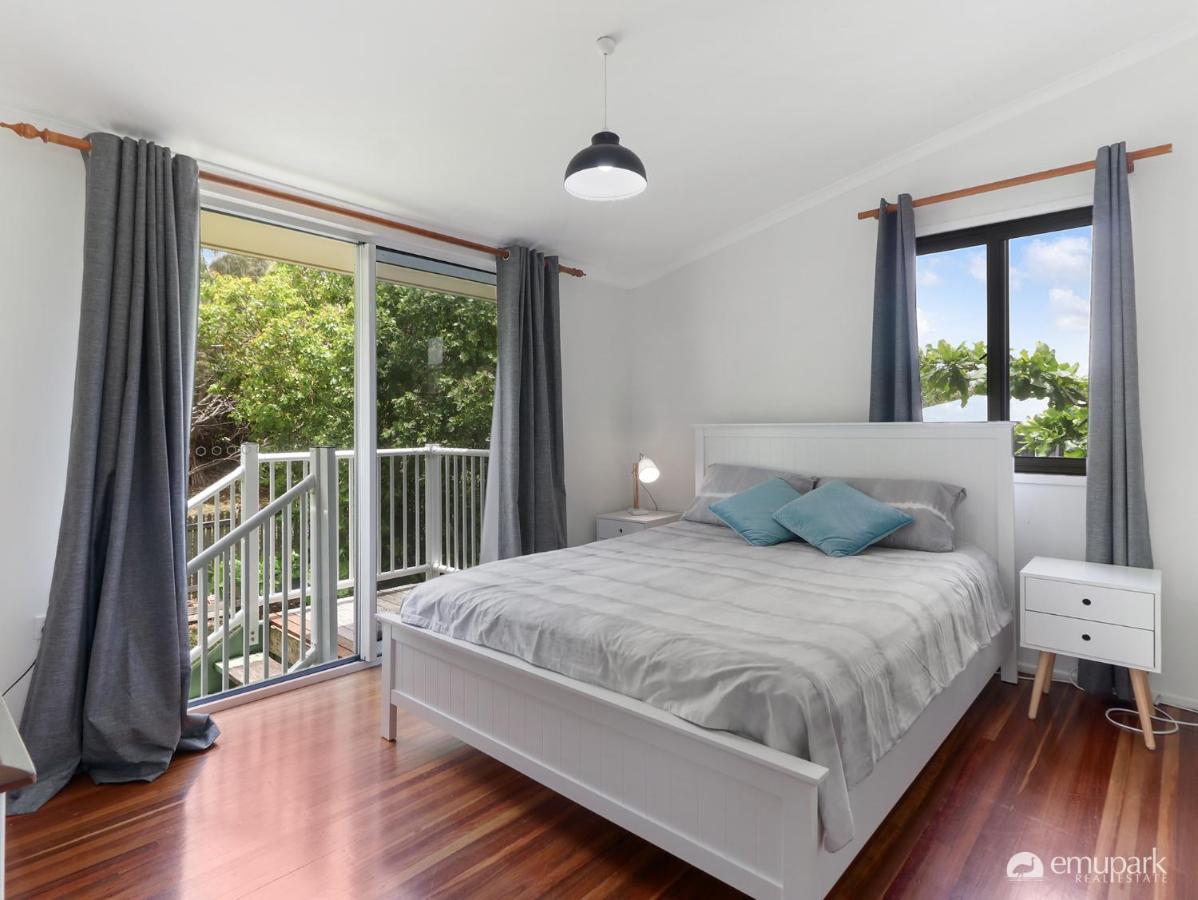 Four Palm's Holiday home Emu Park