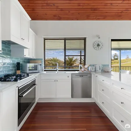 Four Palm'S Villa Emu Park Exterior photo
